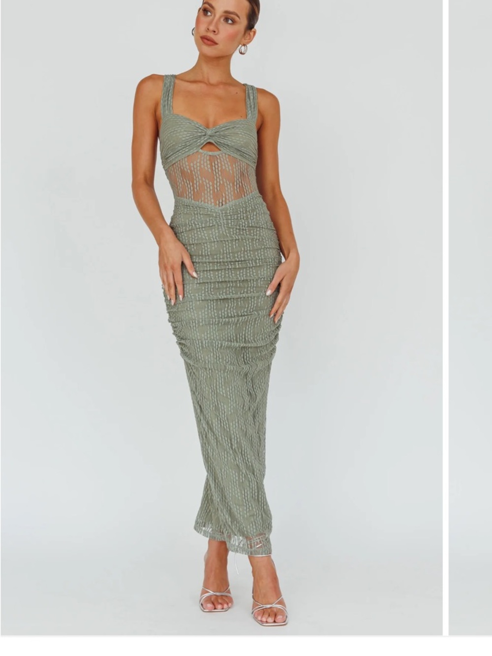 Gorgeous Selfie Leslie midi dress in a dreamy fern green 🌿✨ size XS